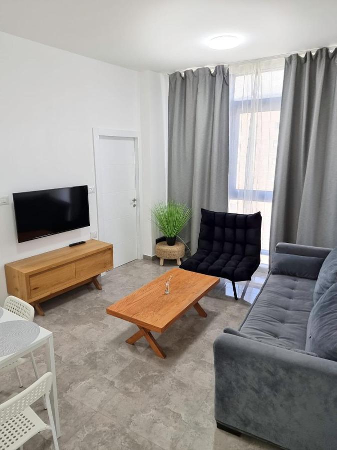 Sima Suite Asjdod Buitenkant foto